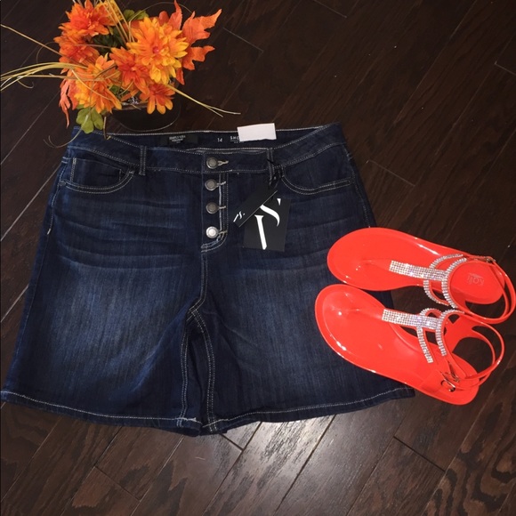 Simply Vera Vera Wang Pants - SIMPLY VERA WANG Button Fly Denim Jean Shorts